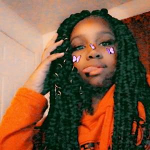 Meet your Posher, Tiara